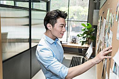 玩家自制《最终幻想7：重制版》劳拉mod 代替蒂法